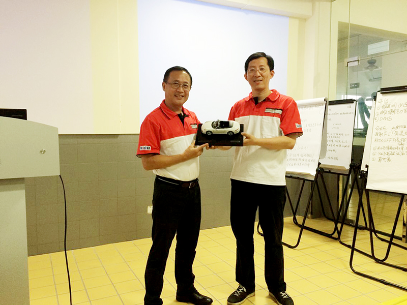 1463738052220882.jpg 車模.jpg